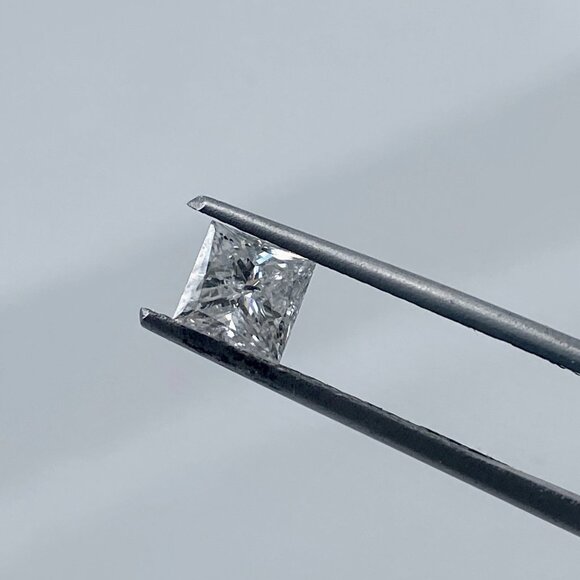 1.07ct GIA Natural Diamond, Colorless, Princess Cut - Picture 5 of 8